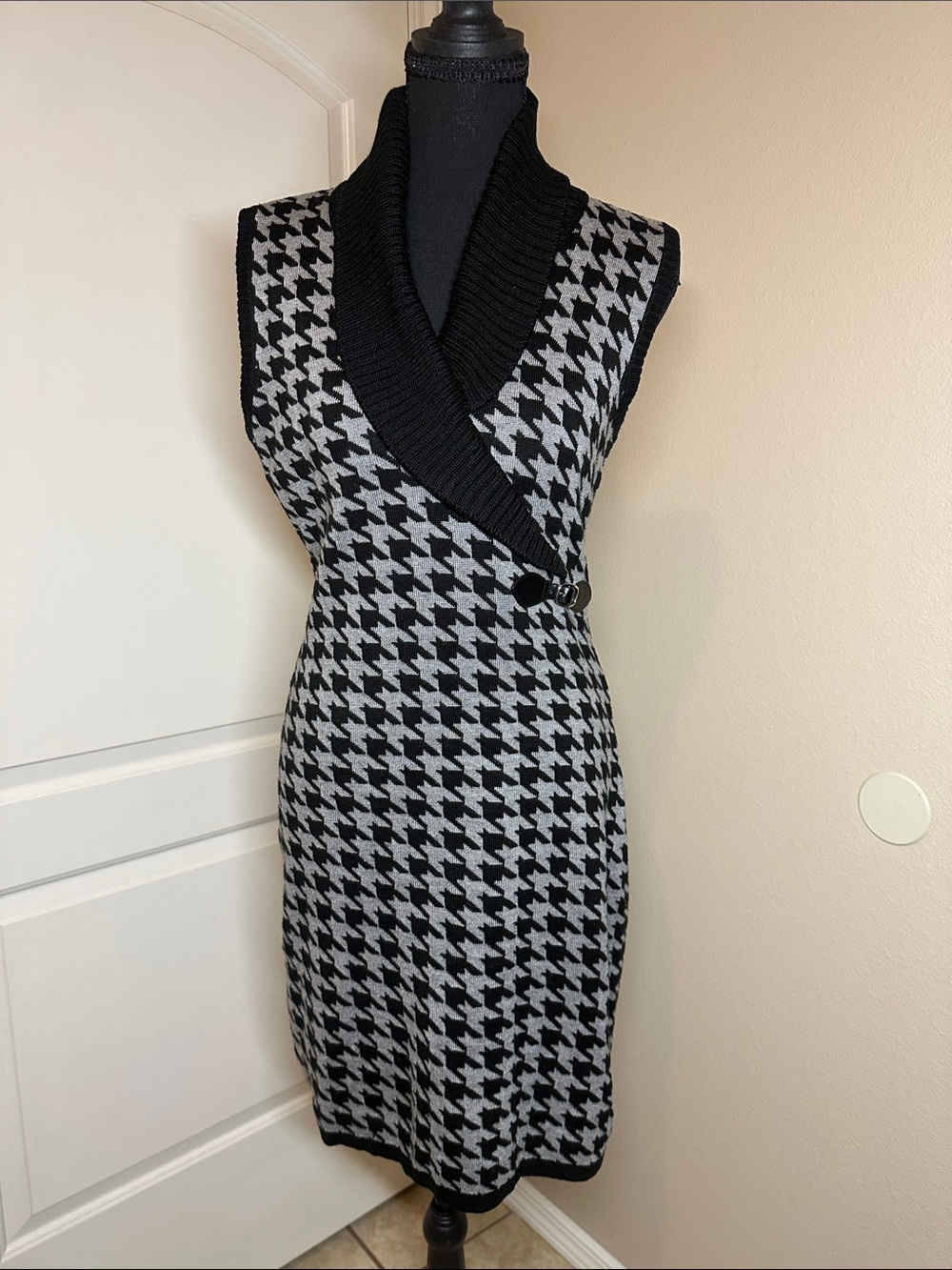 Calvin Klein Black and Gray Houndstooth Shawl-Collar Mini Dress